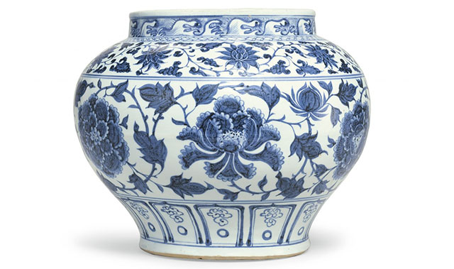 blue white yuan dynasty peony jar