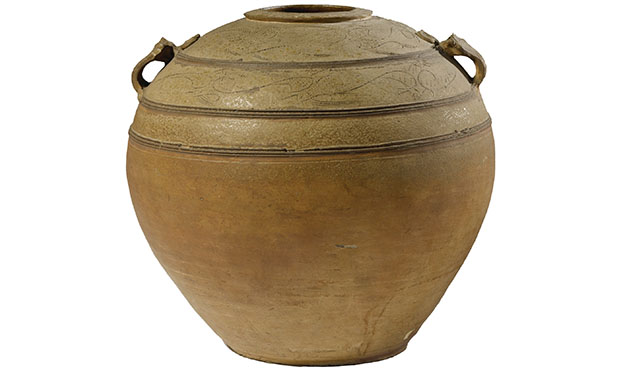 eastern han dynasty porcelain jar