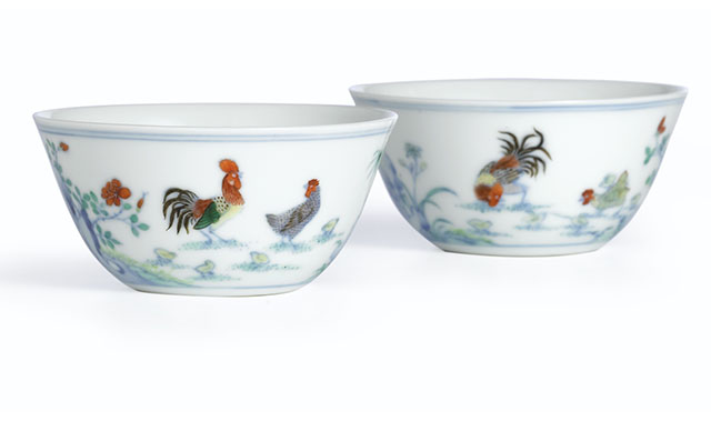 pair doucai chicken cups yongzheng
