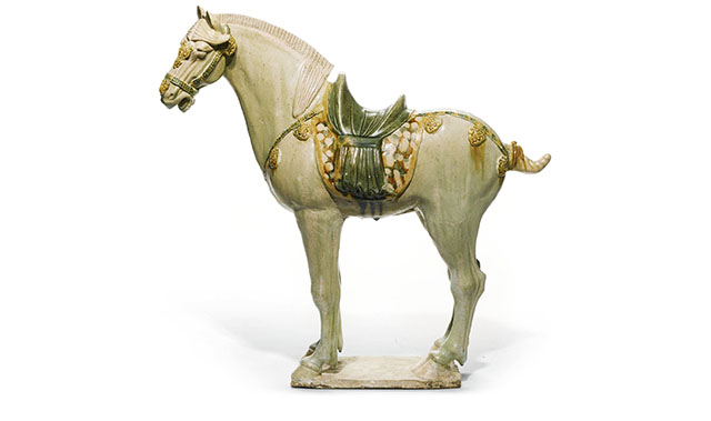 chinese carved jade urn qing dynasty